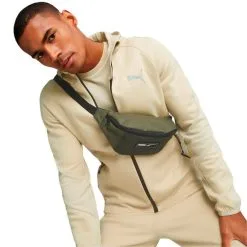 Puma Riñonera Deck Waist Bag 11 Puma Riñonera Deck Waist Bag -tienda de material de futbol bandolera puma deck waist bag dark olive 3