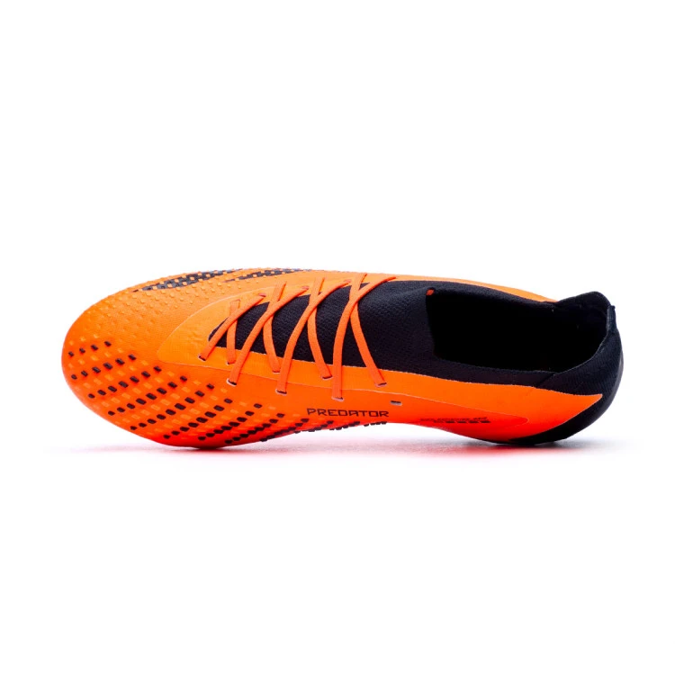 Bota Adidas Predator Accuracy .1 L AG 7 Bota Adidas Predator Accuracy .1 L AG - Imagen 5