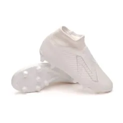 Bota New Balance Tekela V4 Magique FG Niño