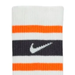 Calcetines Nike Everyday Plus Cushioned Crew (6 Pares) 7 Calcetines Nike Everyday Plus Cushioned Crew (6 Pares) -tienda de material de futbol calcetines nike everyday plus cushioned crew 3 pares summitwhitesummitwhite antracitesafetyorange 2