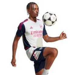 Camiseta Adidas Arsenal FC Training 2022-2023 11 Camiseta Adidas Arsenal FC Training 2022-2023 -tienda de material de futbol camiseta adidas arsenal fc training 2022 2023 off white collegiate navy 4