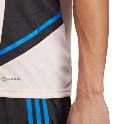 Camiseta Adidas Manchester United FC Training 2022-2023 -tienda de material de futbol camiseta adidas manchester united fc training 2022 2023 icey pink 4