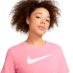 Camiseta Nike Dri-Fit Swoosh Mujer -tienda de material de futbol camiseta nike dri fit swoosh mujer coral chalk pure heather white 2
