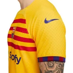 Camiseta Nike FC Barcelona Cuarta Equipación Match 2022-2023 13 Camiseta Nike FC Barcelona Cuarta Equipación Match 2022-2023 -tienda de material de futbol camiseta nike fc barcelona cuarta equipacion stadium 2022 2023 yellow university red 5