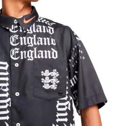 Camiseta Nike Inglaterra Fanswear Euro 2022 10 Camiseta Nike Inglaterra Fanswear Euro 2022 -tienda de material de futbol camiseta nike inglaterra fanswear euro 2022 black white 3
