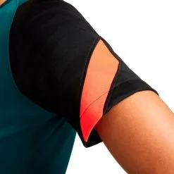 Camiseta Nike Liverpool FC Training 2021-2022 Mujer -tienda de material de futbol camiseta nike liverpool fc training 2021 2022 mujer dark atomic teal bright crimson 3