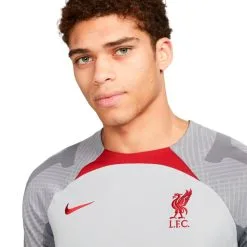 Camiseta Nike Liverpool FC Training 2022-2023 -tienda de material de futbol camiseta nike liverpool fc training 2022 2023 wolf grey smoke grey tough red full spon c 2