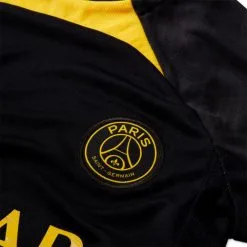 Camiseta Nike Paris Saint-Germain FC Training 2022-2023 Niño 8 Camiseta Nike Paris Saint-Germain FC Training 2022-2023 Niño -tienda de material de futbol camiseta nike paris saint germain fc training 2022 2023 nino black tour yellow tour yellow fullsp 2