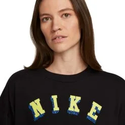 Camiseta Nike Sportswear Oversize Mujer -tienda de material de futbol camiseta nike sportswear oversize mujer black 2