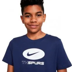 Camiseta Nike Tottenham Hotspur FC Fanswear 2022-2023 Niño 9 Camiseta Nike Tottenham Hotspur FC Fanswear 2022-2023 Niño -tienda de material de futbol camiseta nike tottenham hotspur fc fanswear 2022 2023 nino binary blue 2
