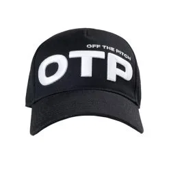 Gorra Off The Pitch Off-Set Cap -tienda de material de futbol gorra off the pitch off set cap black white 3