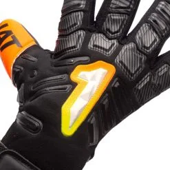 Guante Rinat The Boss Stellar Alpha Niño -tienda de material de futbol guante rinat the boss stellar alpha nino black 4