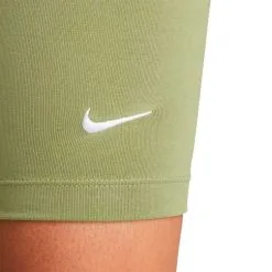 Malla Nike Corta Sportswear Essential Biker Mujer -tienda de material de futbol malla nike sportswear essentials biker mujer alligator white 2