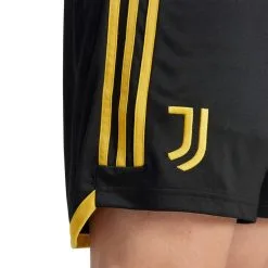 Pantalón Corto Adidas Juventus Primera Equipación 2023-2024 11 Pantalón Corto Adidas Juventus Primera Equipación 2023-2024 -tienda de material de futbol pantalon corto adidas juventus primera equipacion 2023 2024 black bold gold 4