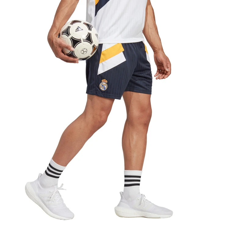 Pantalón Corto Adidas Real Madrid CF Fanswear Icon 4 Pantalón Corto Adidas Real Madrid CF Fanswear Icon - Imagen 2