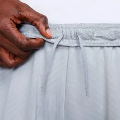 Pantalón Corto Nike Dri-Fit Strike 10 Pantalón Corto Nike Dri-Fit Strike -tienda de material de futbol pantalon corto nike dri fit strike wolf grey white black 3