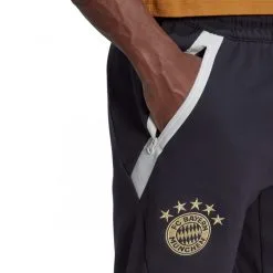 Pantalón Largo Adidas FC Bayern De Múnich Fanswear 2022-2023 11 Pantalón Largo Adidas FC Bayern De Múnich Fanswear 2022-2023 -tienda de material de futbol pantalon largo adidas fc bayern de munich fanswear 2022 2023 night grey 4