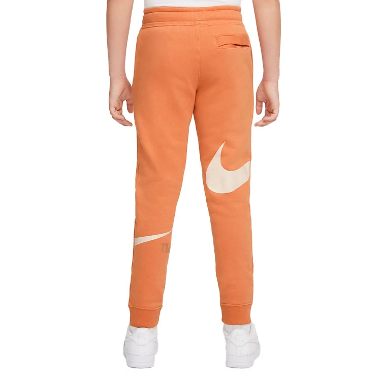 Pantalón Largo Nike Swoosh Niño 4 Pantalón Largo Nike Swoosh Niño - Imagen 2