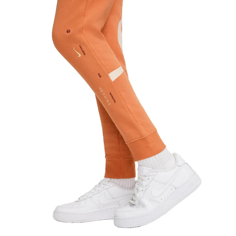 Pantalón Largo Nike Swoosh Niño 7 Pantalón Largo Nike Swoosh Niño - Imagen 5