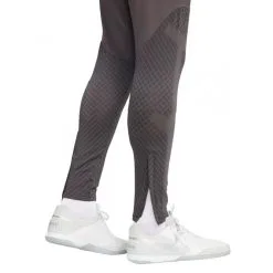 Pantalón Largo Nike Tottenham Hotspur FC Training 2022-2023 11 Pantalón Largo Nike Tottenham Hotspur FC Training 2022-2023 -tienda de material de futbol pantalon largo nike tottenham hotspur fc training 2022 2023 medium ash 3 1