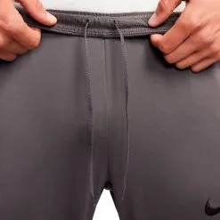 Pantalón Largo Nike Tottenham Hotspur FC Training 2022-2023 12 Pantalón Largo Nike Tottenham Hotspur FC Training 2022-2023 -tienda de material de futbol pantalon largo nike tottenham hotspur fc training 2022 2023 medium ash 4 1
