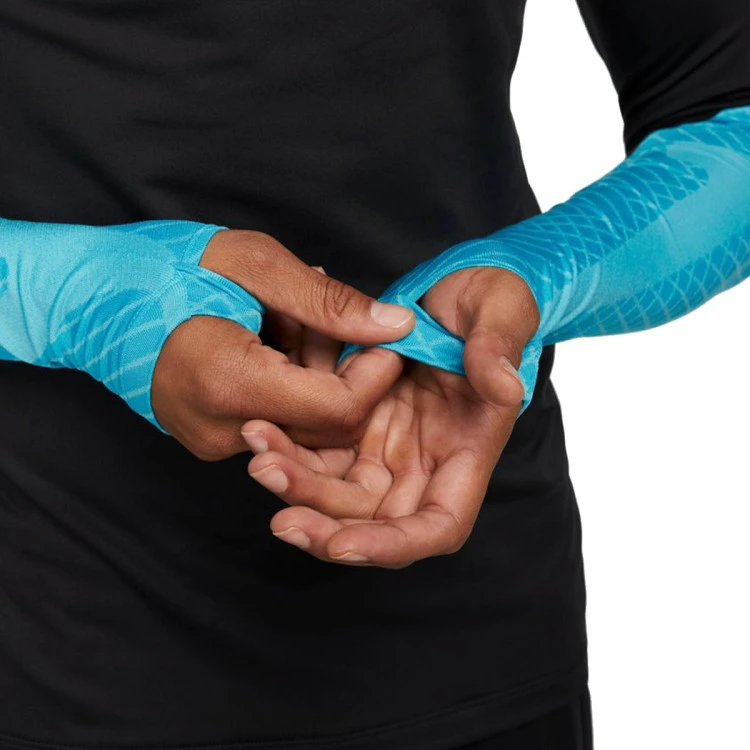 Sudadera Nike FC Inter De Milán Training 2022-2023 6 Sudadera Nike FC Inter De Milán Training 2022-2023 - Imagen 4