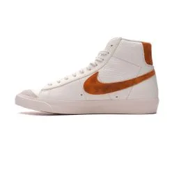 Zapatilla Nike Blazer Mid '77 -tienda de material de futbol zapatilla nike blazer mid 77 summit white hot curry mars stone 2