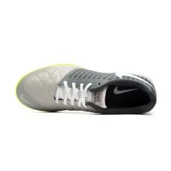 Zapatilla Nike Lunar Gato II -tienda de material de futbol zapatilla nike lunar gato ii gris 4