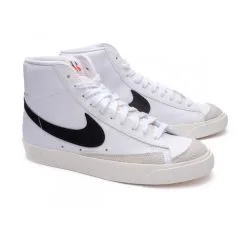 Zapatilla Nike Blazer Mid '77 Mujer